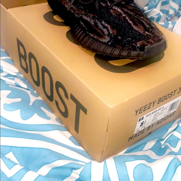 adidas yeezy shipping time